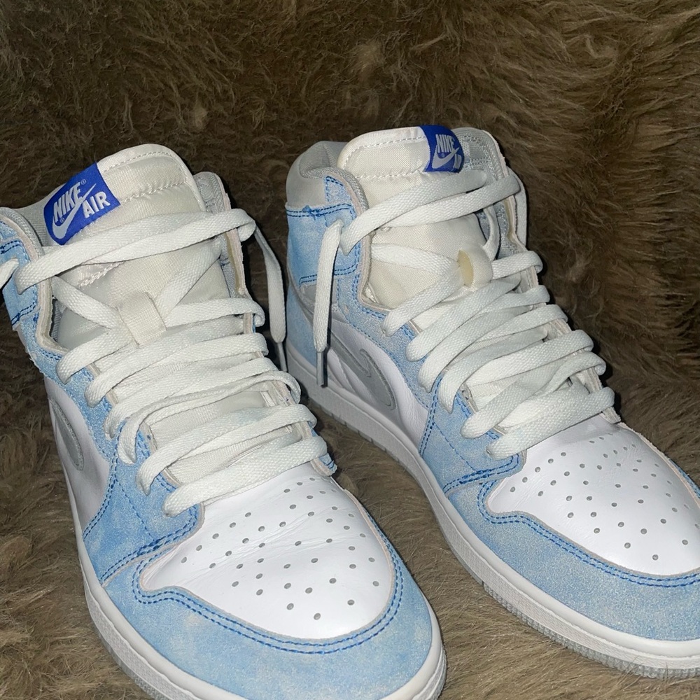 JORDAN 1 RETRO HIGH OG 'HYPER ROYAL'
